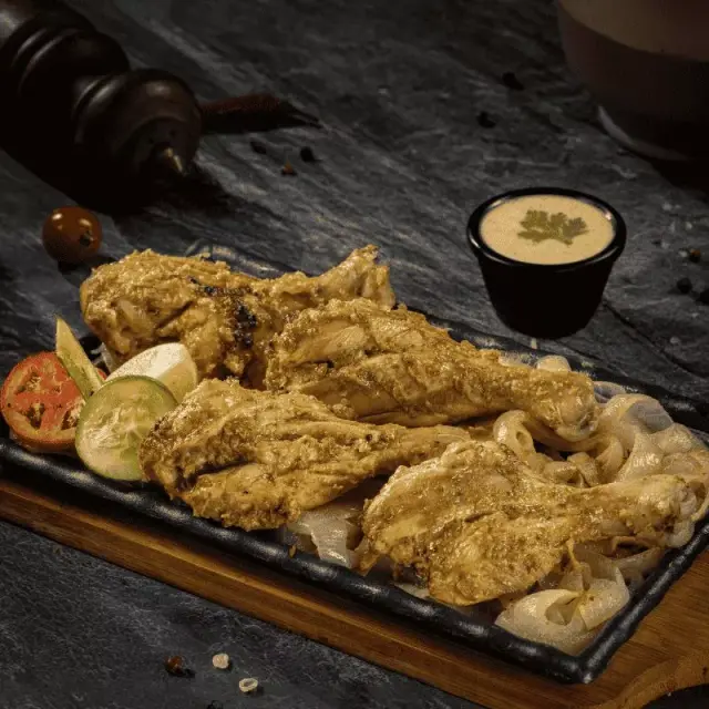 green masala chicken image